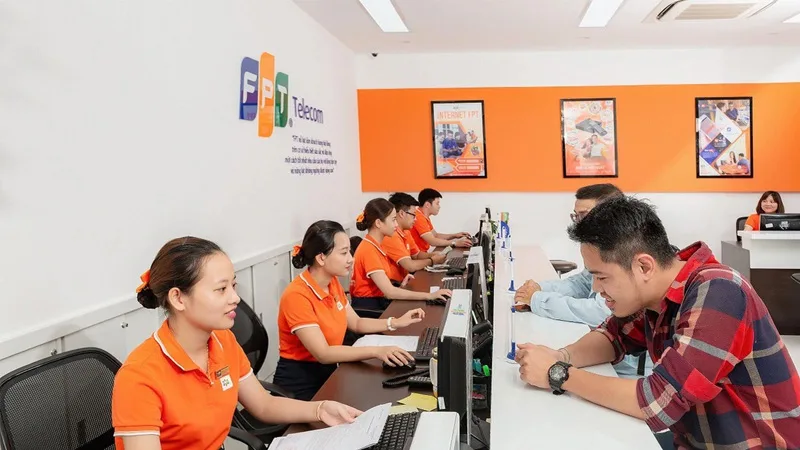 Đội ngũ đăng ký FPT chăm sóc khách hàng