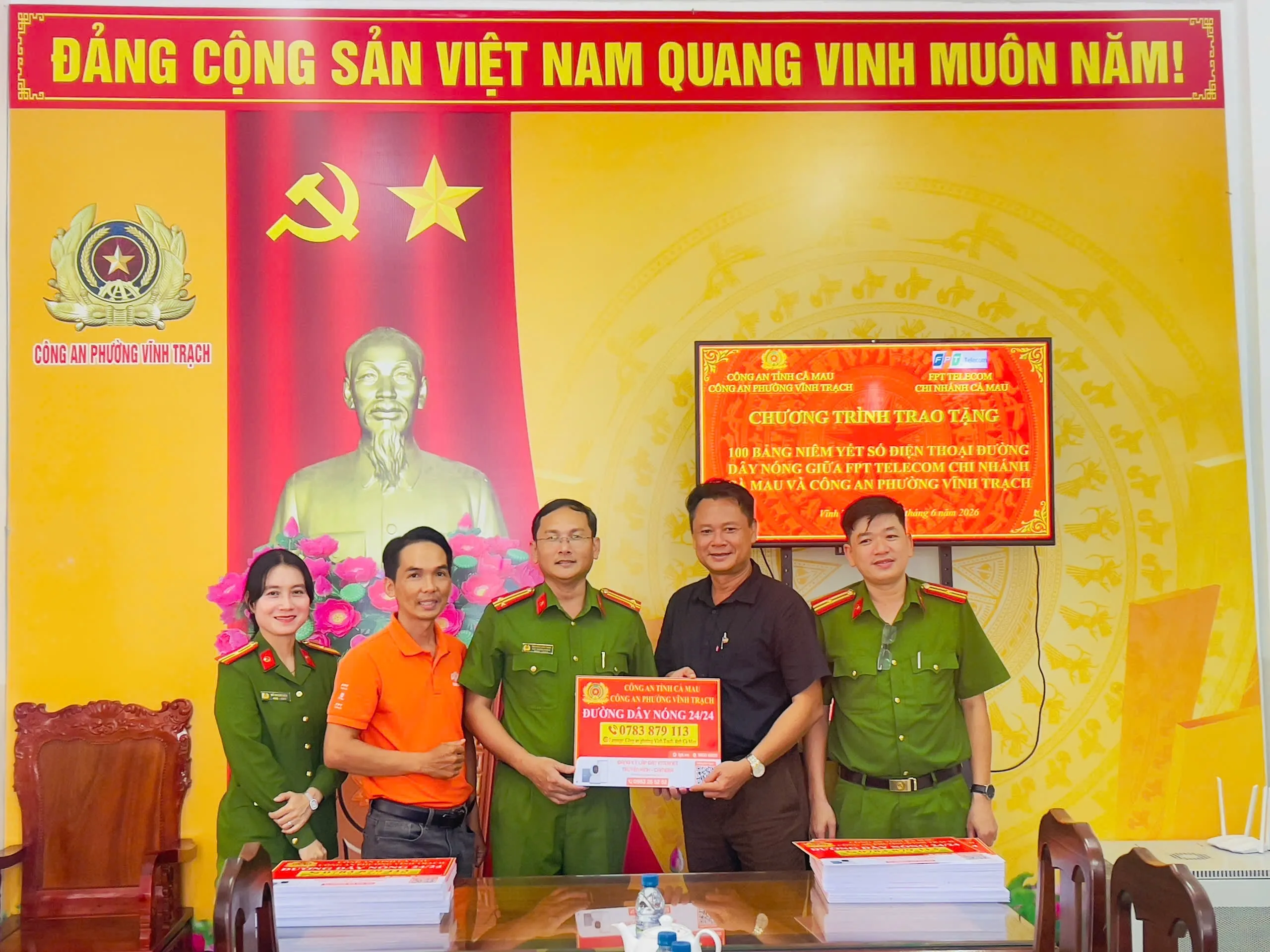 FPT đồng hành cùng chính quyền địa phương xây dựng khu dân cư văn minh và an toàn
